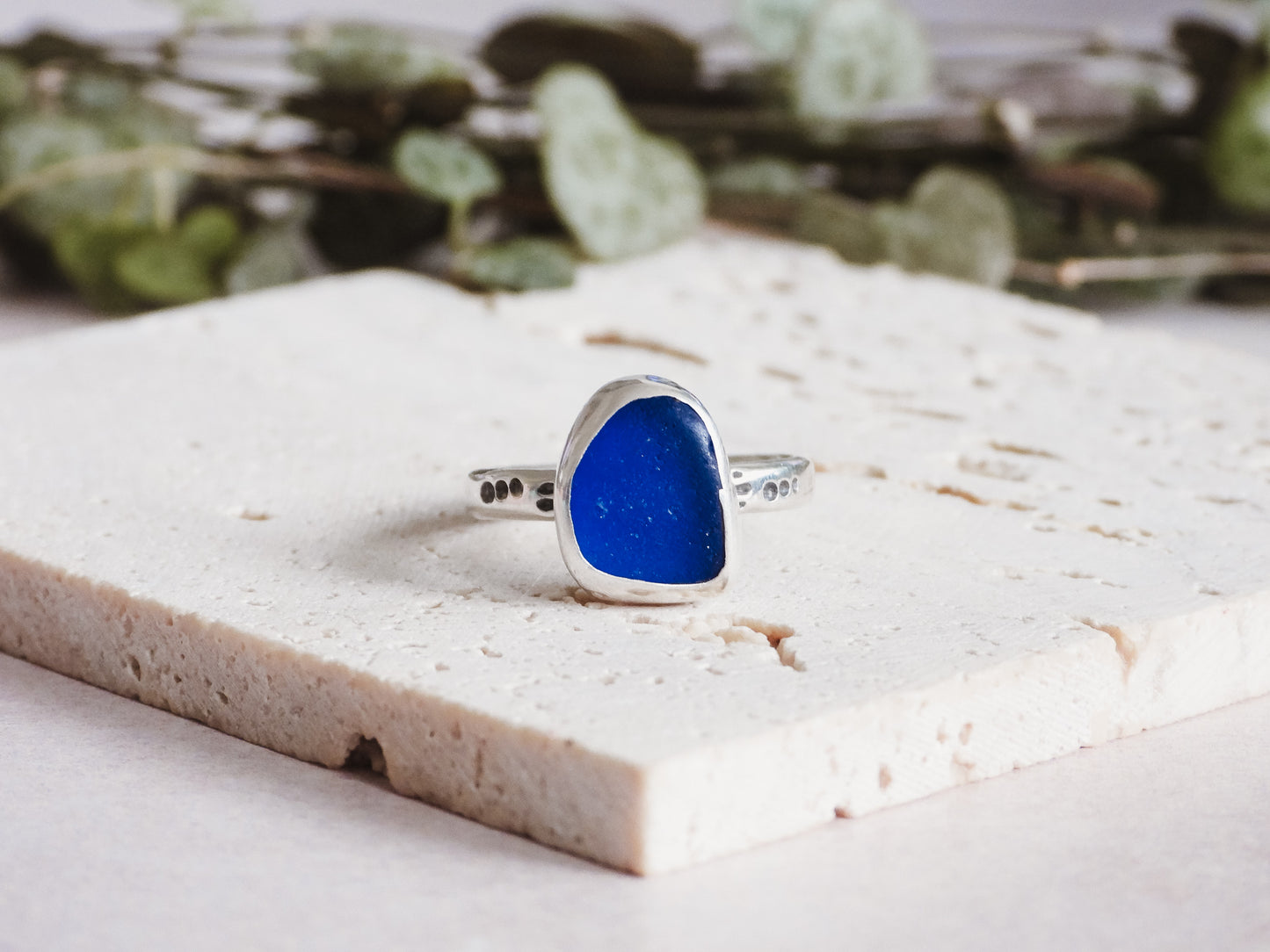 Cornish seaglass ring with blue glass