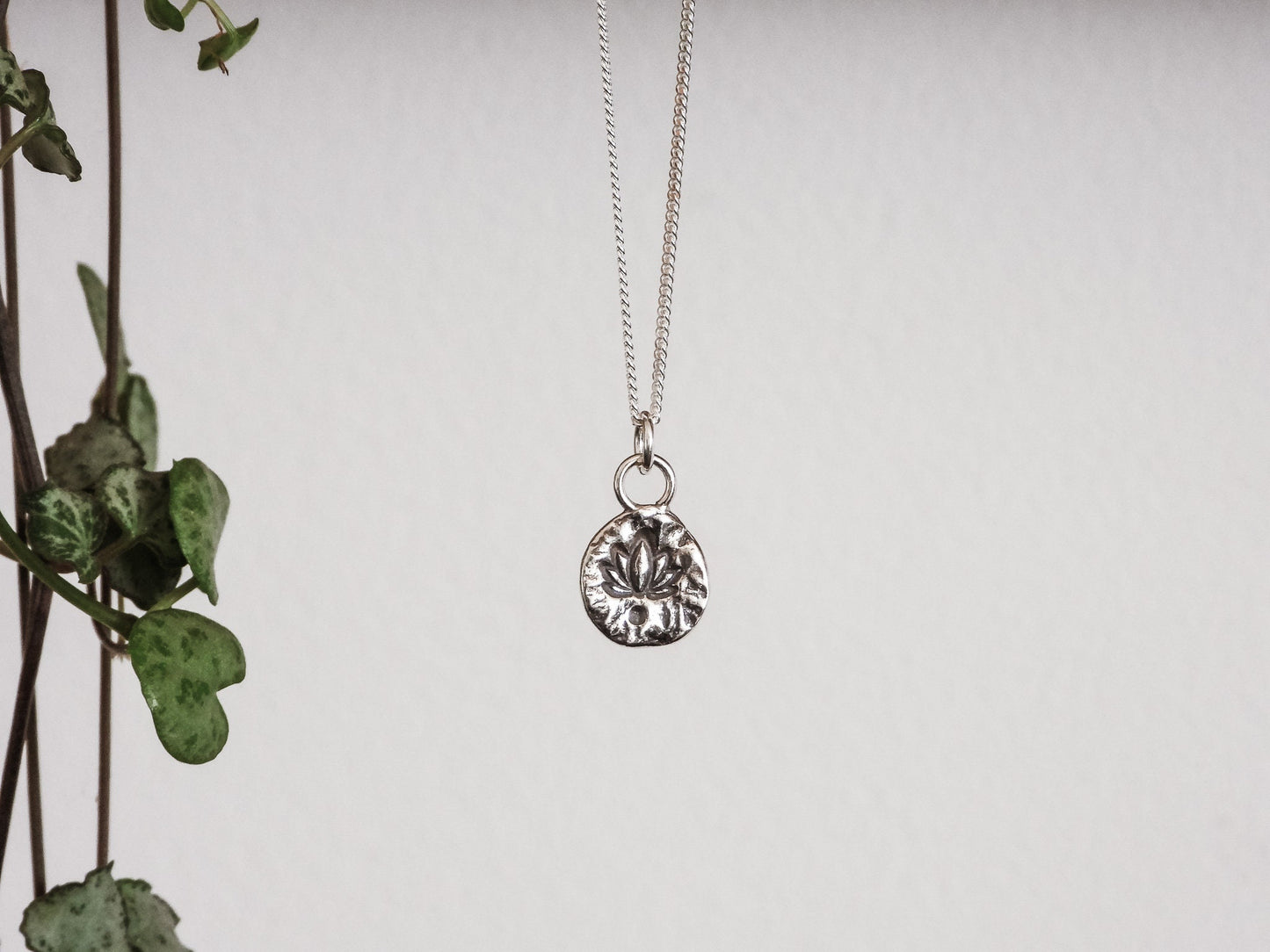 Dainty & Minimalist Lotus Flower Charm Necklace